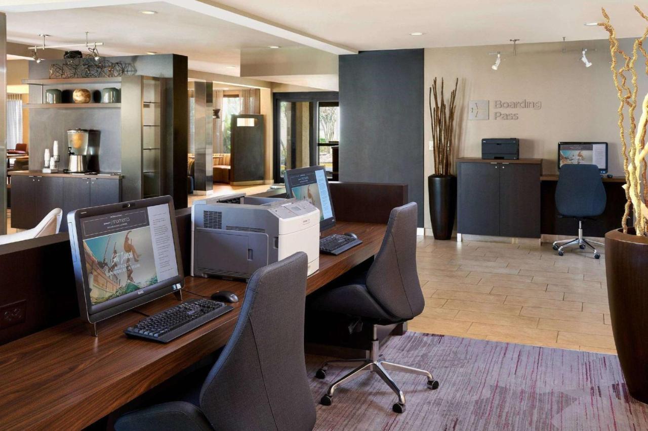 Sonesta Select Miami Lakes Eksteriør billede